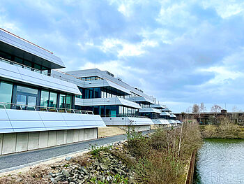 Die Architekten von greeen! architects haben die C-View Offices in Düsseldorf entworfen